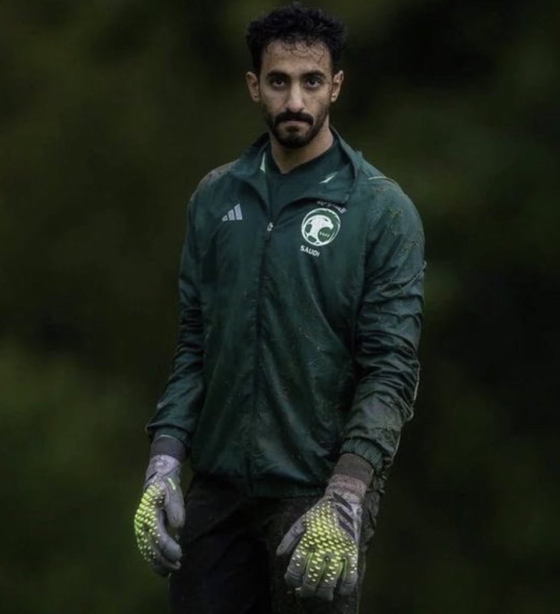 H_omar5's tweet image. العقيدي يا وحش 🧤  رد على الملبورو إمعة الإعلام 

#السعوديه_العراق