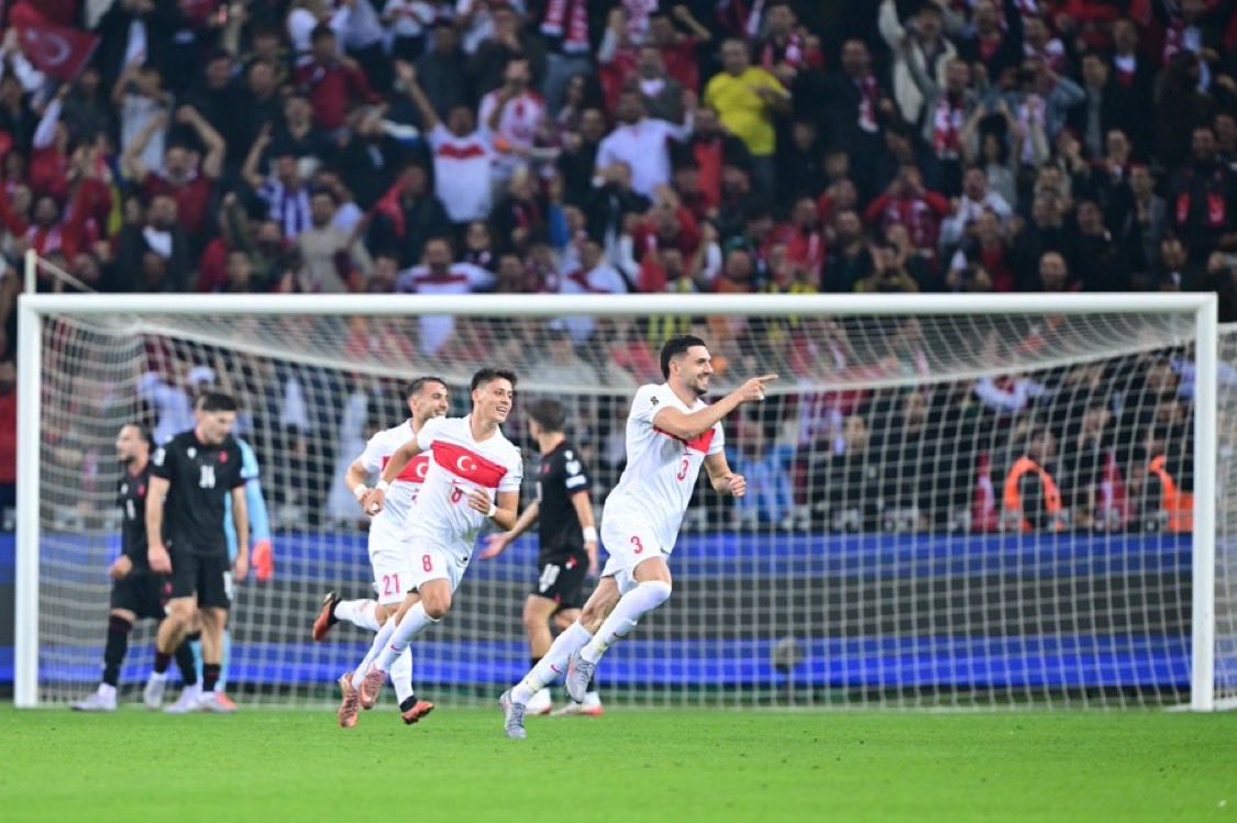 Tebrikler #BizimÇocuklar 🇹🇷
Sizlerle gurur duyuyoruz🇹🇷

#millitakım