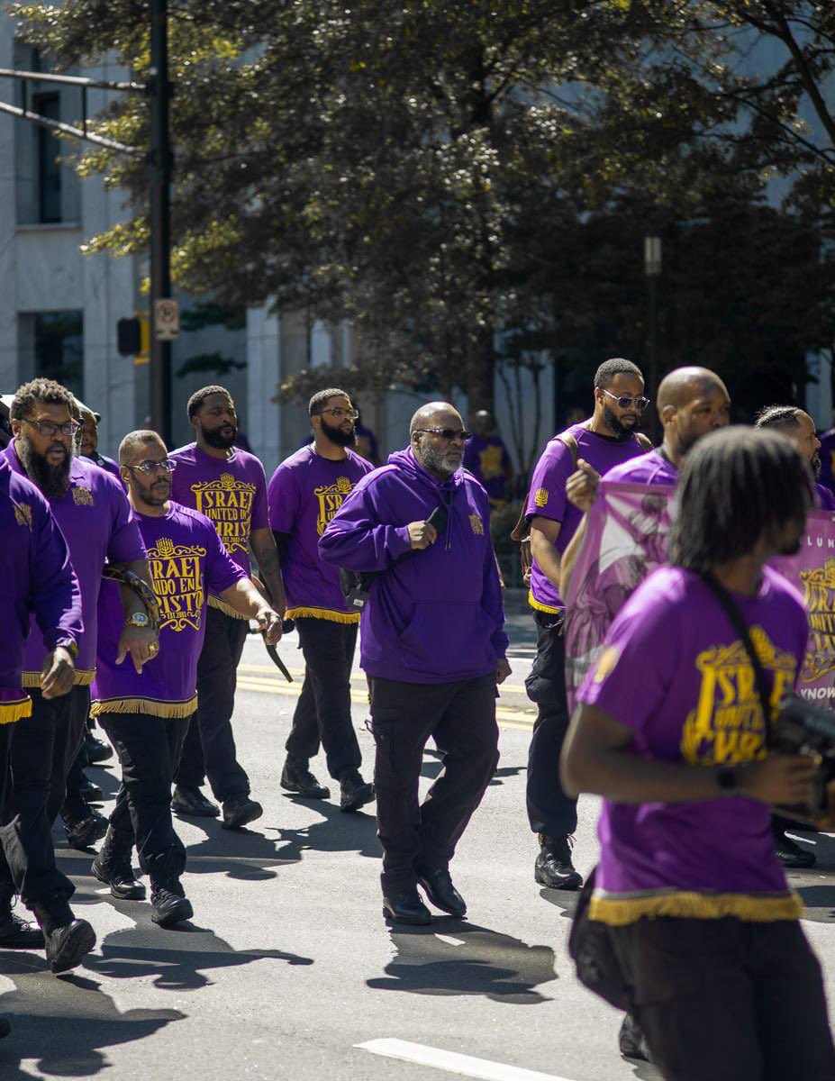 iuic_haiti's tweet photo. IUIC anbake sou legliz 2819 lan pou denonse peche epi montre pèp la sa Bib la di vre🙌🏿✊🏿
#truth #Nathanyel7 #BoosterClub #IuicHaiti #2819 #Statefarm #Legliz #Pwofèt #Verite #Ayitipromotion #Karaib
Vizite Nou Nan👉🏿https://t.co/8u2hsetZpW🧑🏿💻 https://t.co/djp9CMJ9iV
