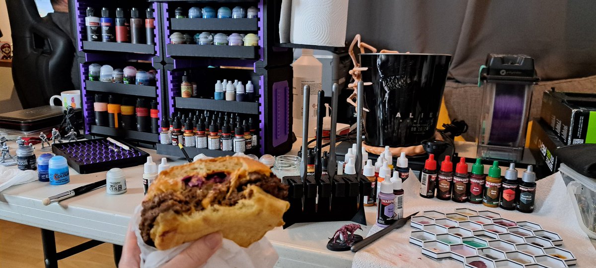 How's your Tuesday night? 🪰💀
<a href="/TrenchCrusade/">Trench Crusade</a>
#trenchcrusade #armypainter #grimdark