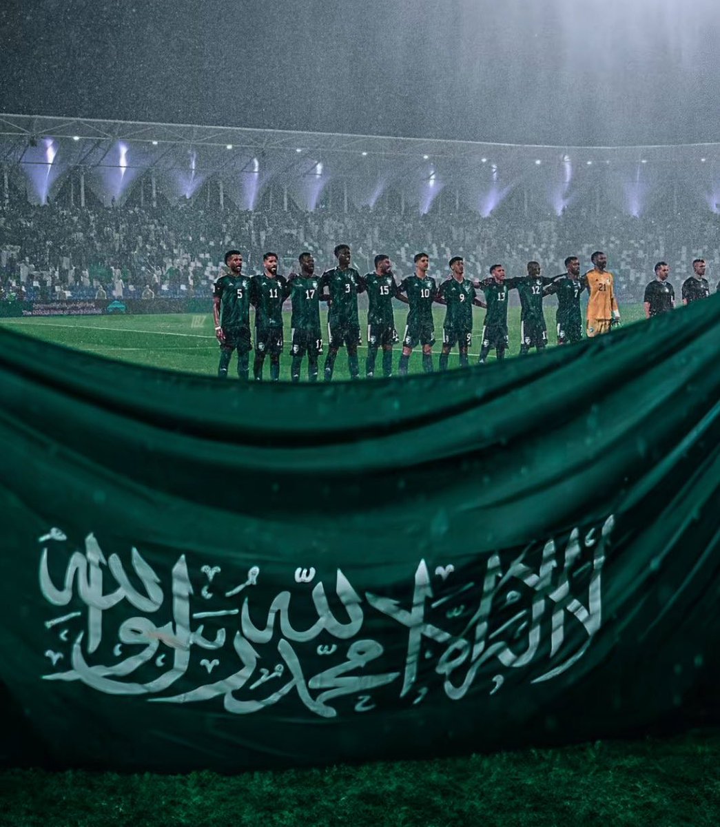 الله يا أغلى بلد..المجد في أرضك خلد
ماهي سوالف تنحكي..قول وفعل وأكثر بعد
الف مبروك منتخبنا التأهل لكأس العالم 🇸🇦🤍
#السعوديه_العراق | #الاخضر_قول_وفعل