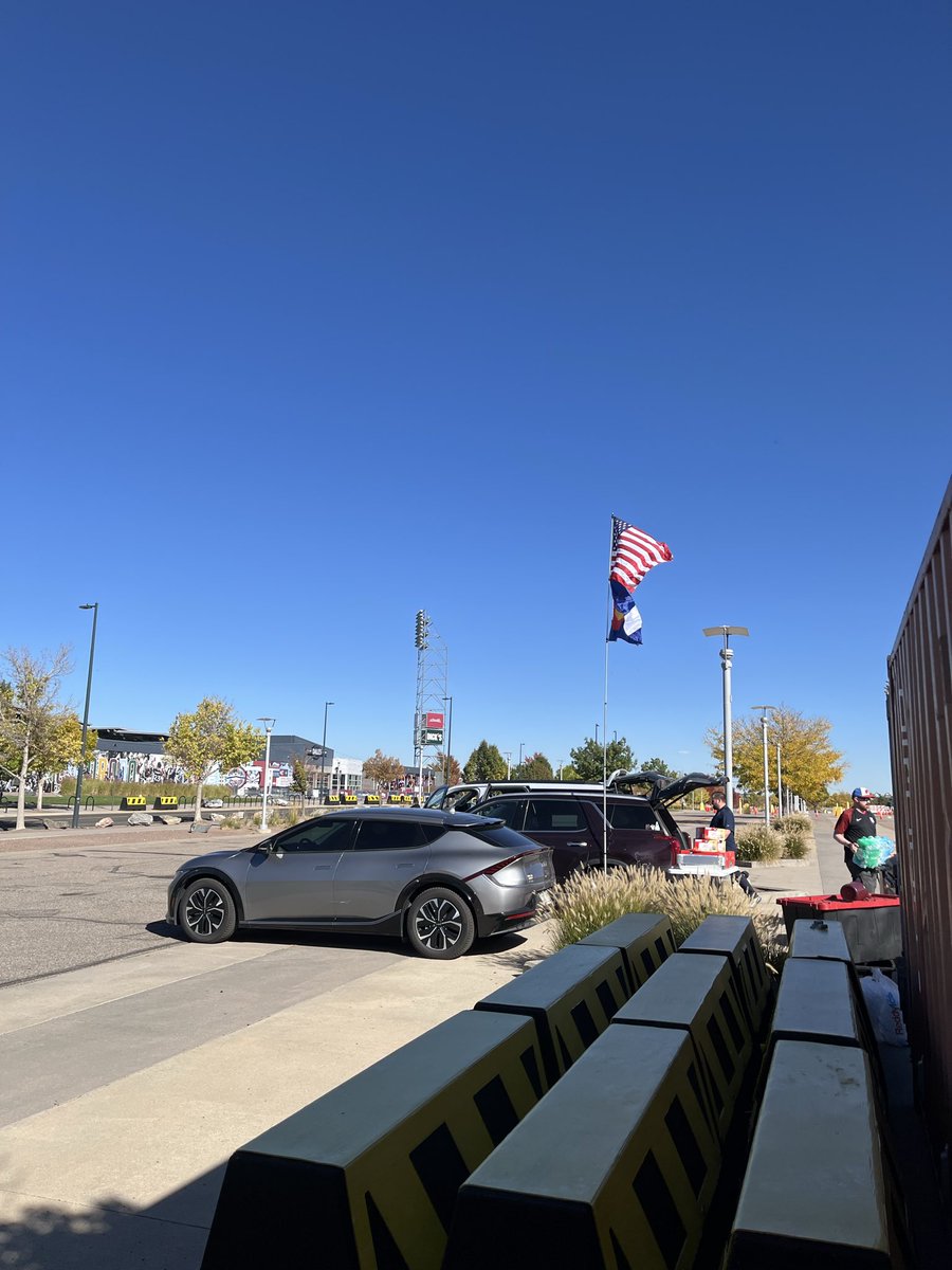АО Denver tweet media
