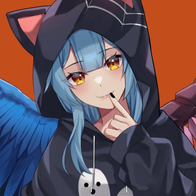 #NewProfilePic - my favorite time of the year~ spooks and hoodies (maybe also my cake day coming up soon) 🤭🥳