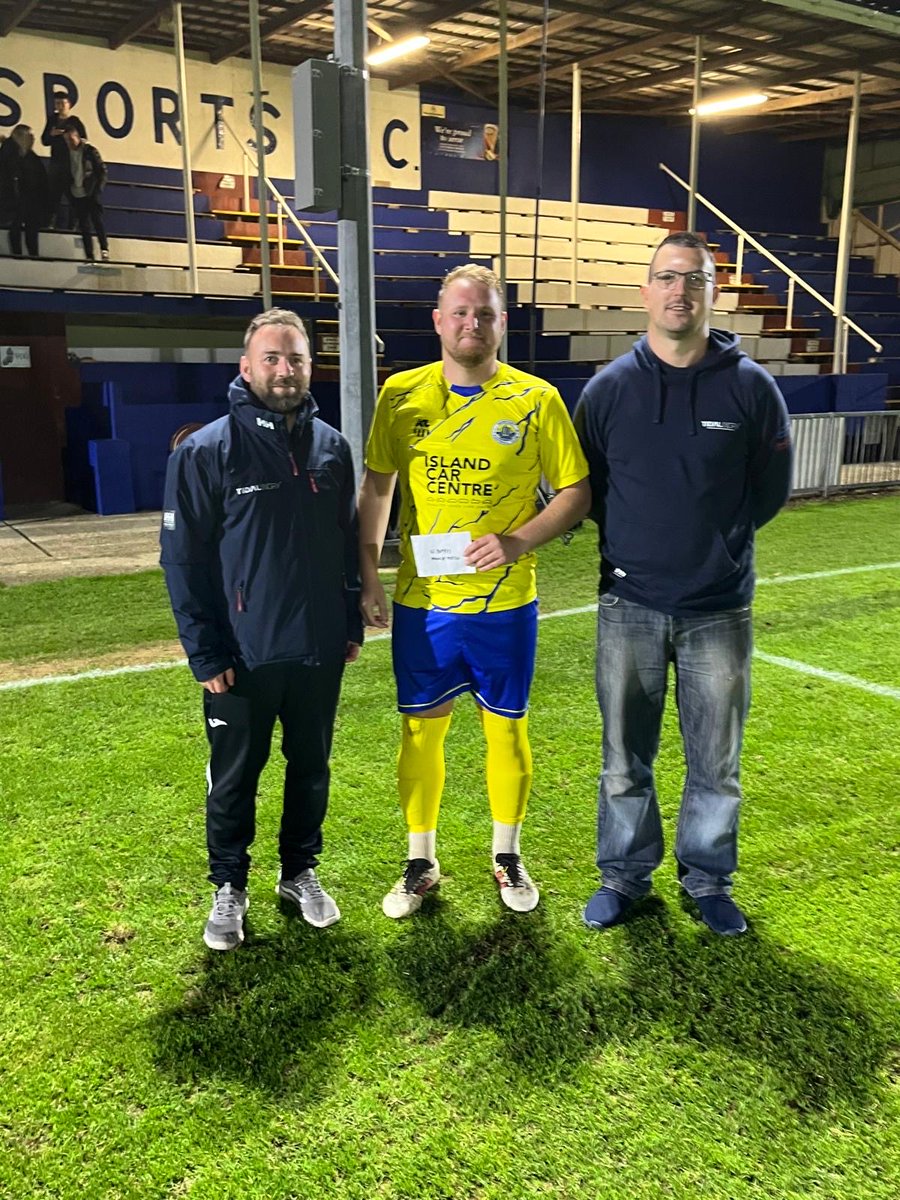 MOTM tonight goes to Jez, who seems to be making a habit of those overhead kicks! Thank you to Tidalworx for sponsoring the game and the 117 strong crowd tonight Up the Port (or is that up to 4th?!) 💛💙