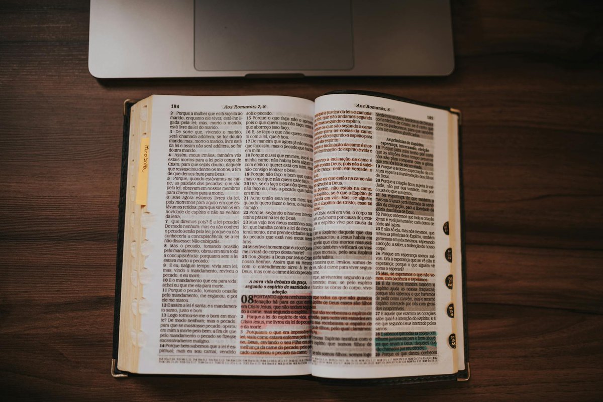 xatemeer13605's tweet image. Just read a fascinating study on micro-expressions!��They reveal emotions in a split second, often before we can mask them. Mastering this can boost your emotional intelligence.��#BodyLanguage #NonverbalCues #Psychology