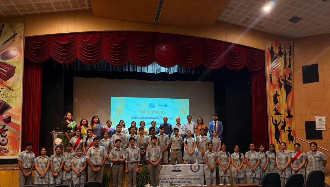 sdg4all's tweet photo. From promise to purpose, from compassion to community —

Ahlcon’s Interact Club steps into a new term of service, carrying the torch of “Service Before Self.” 
#InteractClub #Rotary #AhlconIntl https://t.co/TVsFhxpDVV