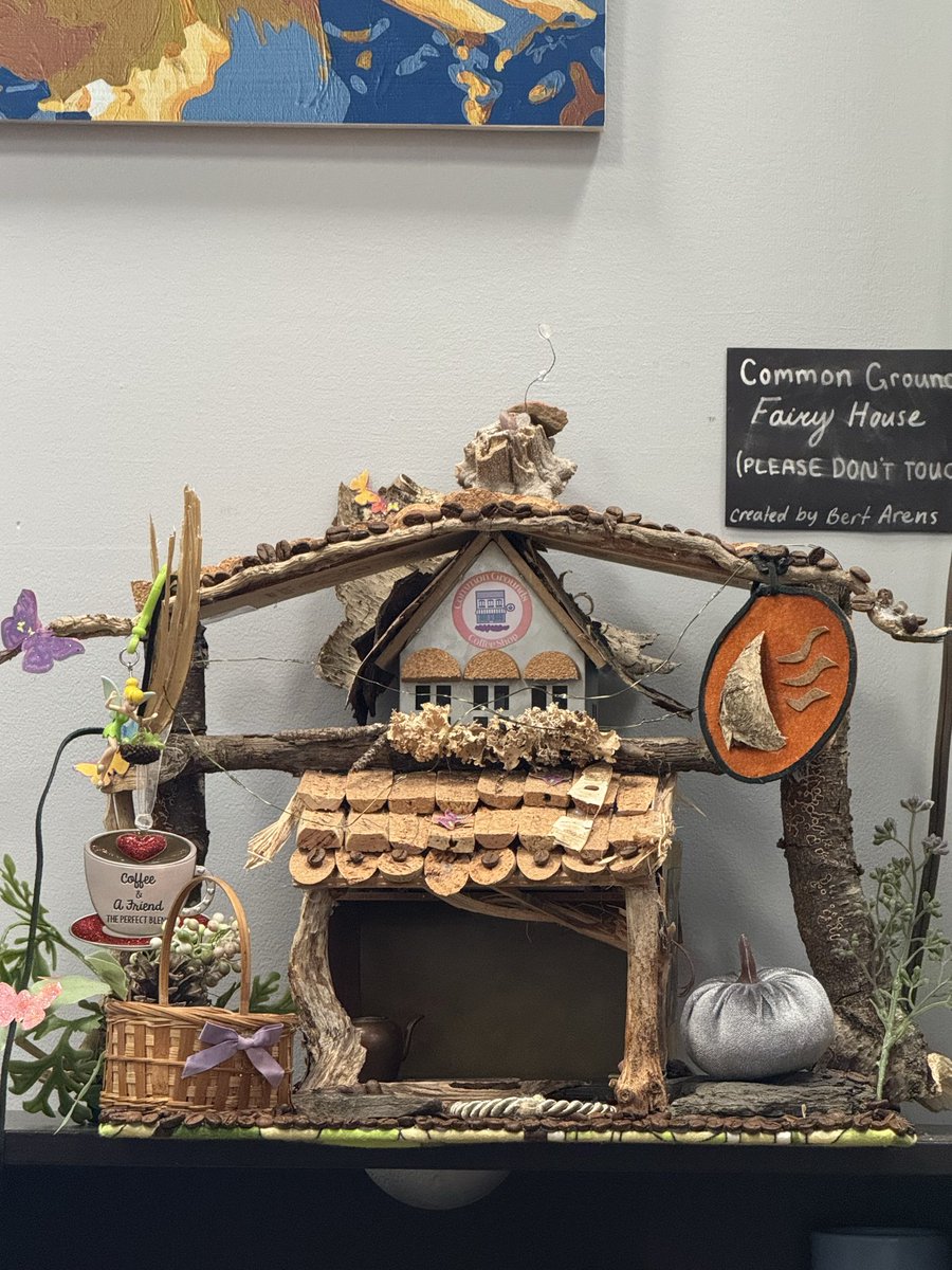 devon_gabriella's tweet image. guys i found our home at this coffee shop in virginia rt if ur gonna move in