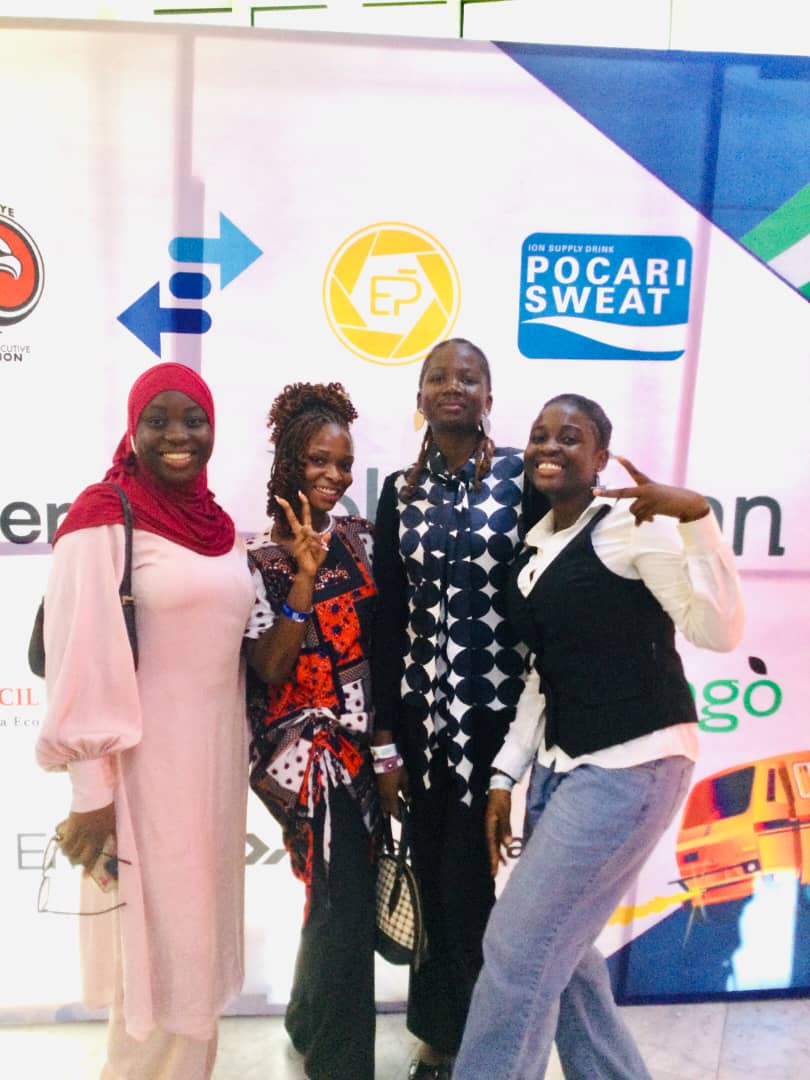 Racheal_Afe's tweet image. Two Saturdays ago, I traveled from Ondo to Lagos for LinkedIn Local Nigeria, and it was worth it! 

Some lessons I took home:

📌  Be confident in your difference.

 📌 Move from hustling to legacy mindset.

📌 Focus on what you can control

#LLN25 #LinkedInLocal #AfeRacheal