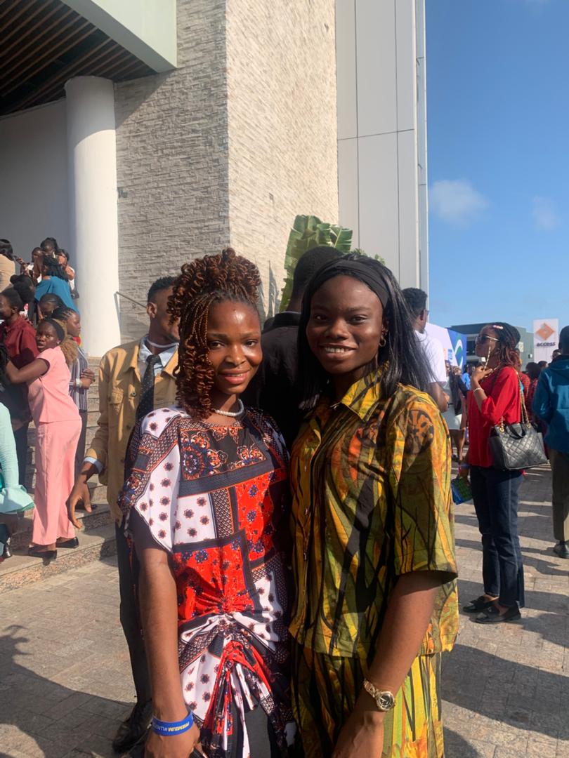 Racheal_Afe's tweet image. Two Saturdays ago, I traveled from Ondo to Lagos for LinkedIn Local Nigeria, and it was worth it! 

Some lessons I took home:

📌  Be confident in your difference.

 📌 Move from hustling to legacy mindset.

📌 Focus on what you can control

#LLN25 #LinkedInLocal #AfeRacheal