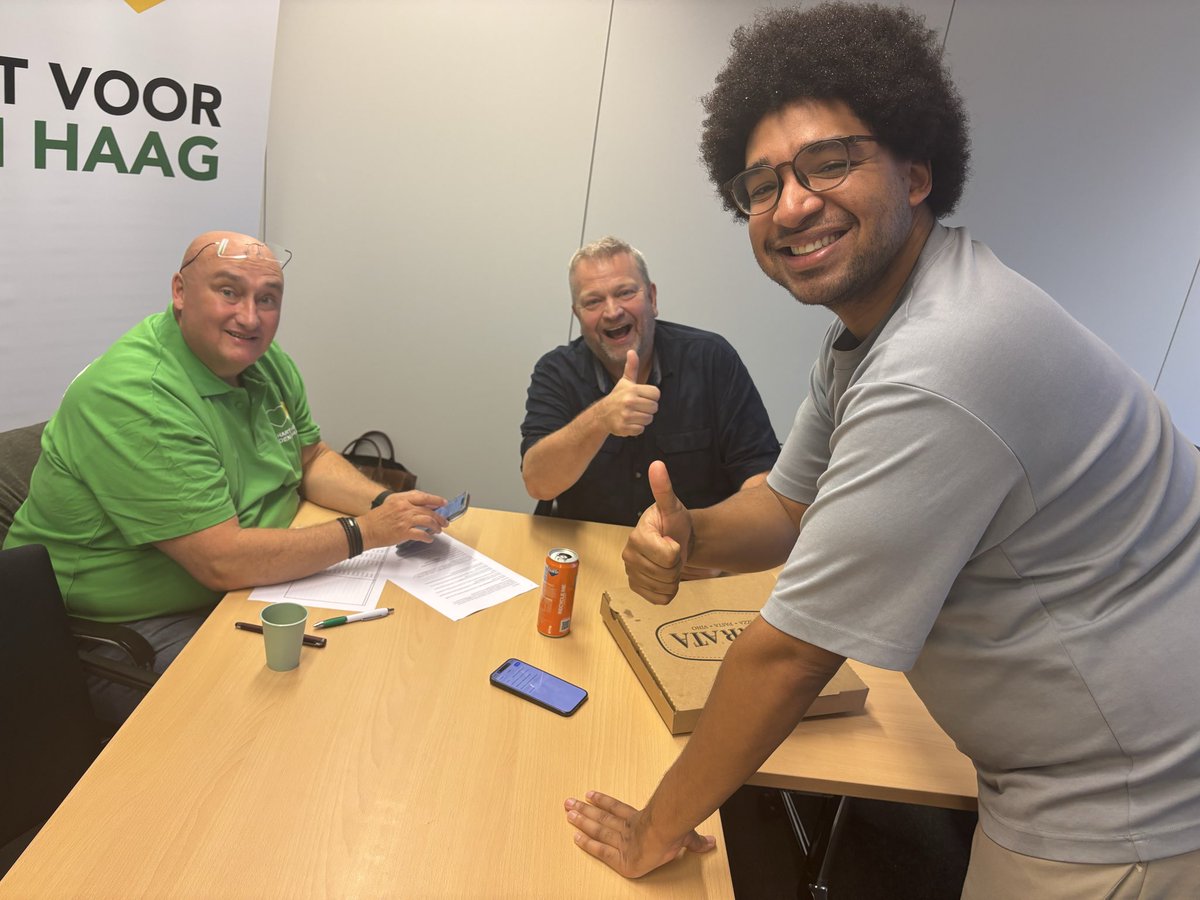 RicharddeMos's tweet photo. We bellen met @Hartv00rDenHaag met (een deel van) onze #leden. Wilt u (als u lid bent) ook gebeld worden? Wie weet tot zo! Nog geen lid! Meld je aan 🫵 https://t.co/urcLTlSBuQ https://t.co/RGCQihdmOt