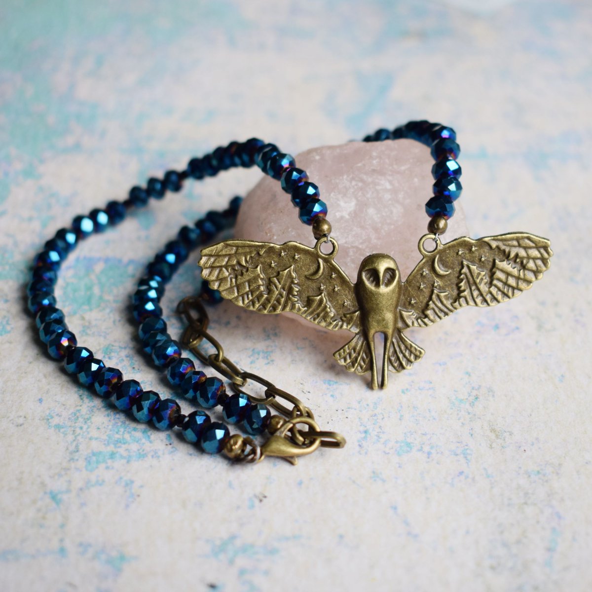 SarahDaisyBlue's tweet photo. Some new owl necklaces have flown into my Etsy shop this afternoon!

#owl #necklace #UKMakers #etsygifts 

https://t.co/fz4yJVUIqe https://t.co/p1OgJ1p2PR