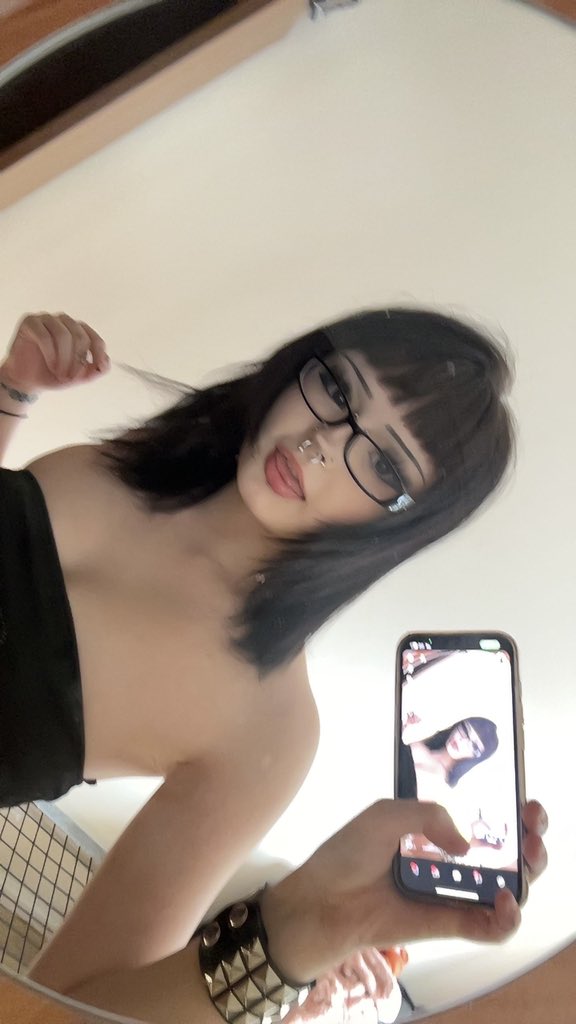 jaylavamp's tweet photo. dm me or tg. jaylajayu :) 

buying selling content #nsfwtwt findom paypig #sellingcontent #buyingcontent https://t.co/Ghd2RCDoKP