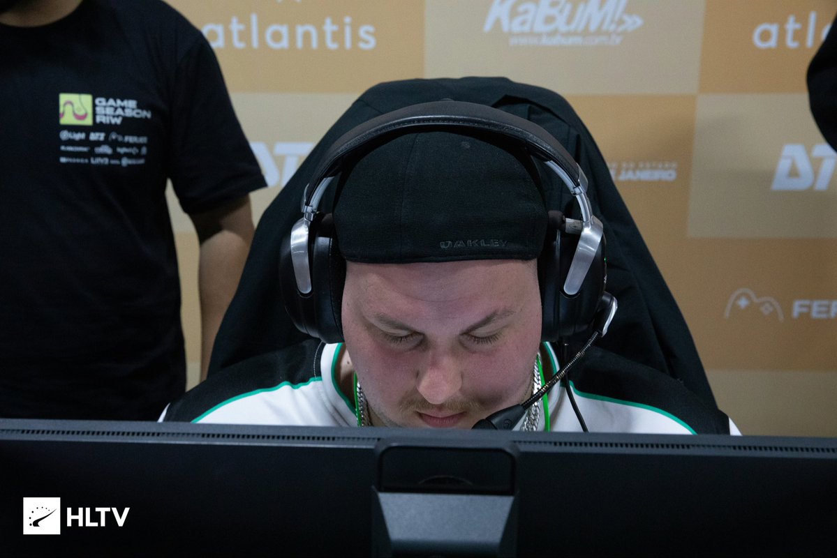 mellocs_'s tweet image. Salve guys, vim anunciar que depois de mais de 1 ano na GameHunters, acabei pedindo para ser desligado da organização, queria agradecer a org e a todos que fizeram parte dessa minha jornada.
Dito isso estou F/A e com mais vontade do que nunca de vencer e mostrar do que sou capaz