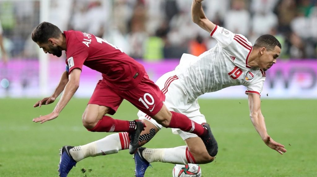 مباراة الإمارات أمام قطر - برق الإمارات