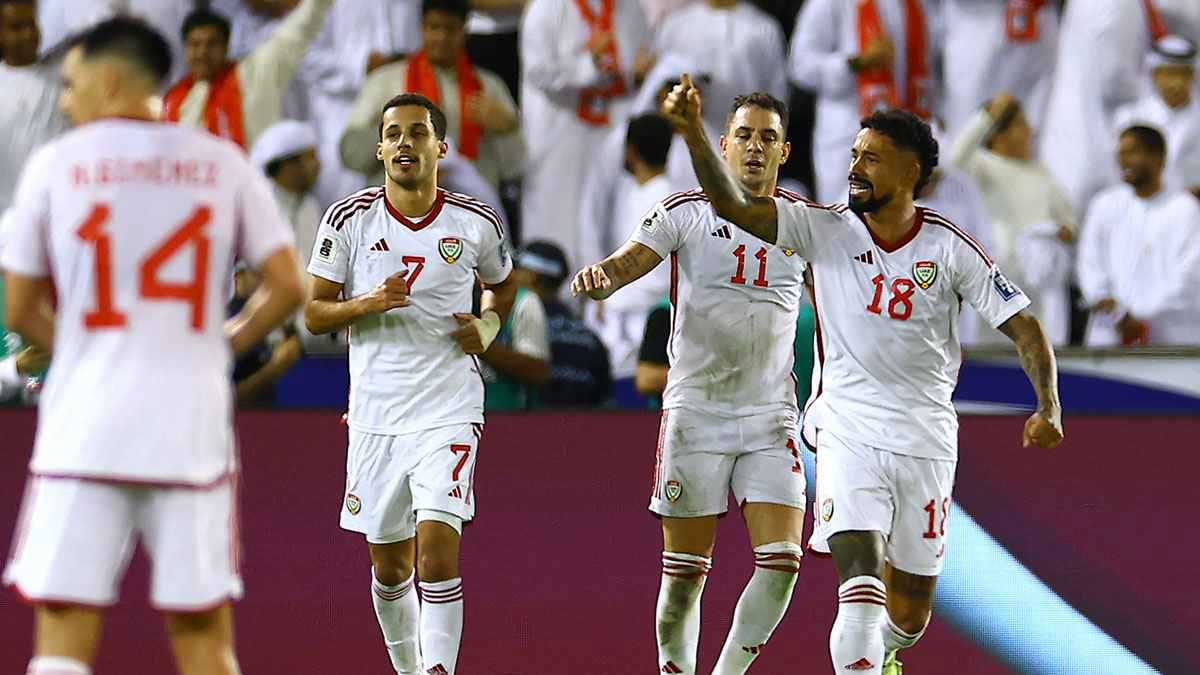 تشكيل الإمارات أمام قطر - برق الإمارات