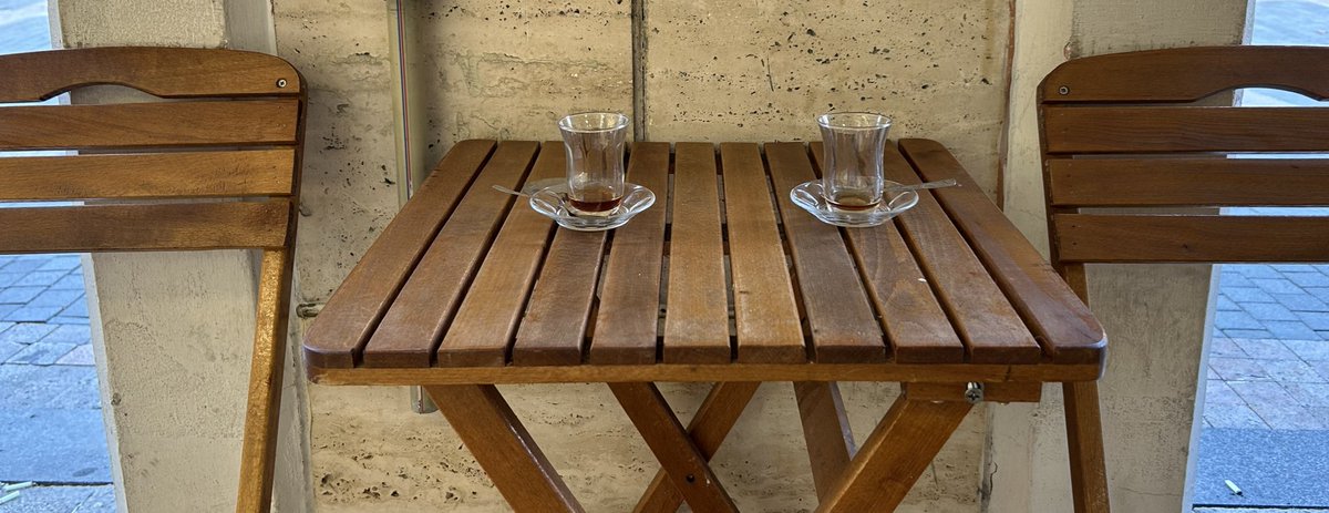 İki çay , sonsuz muhabbet