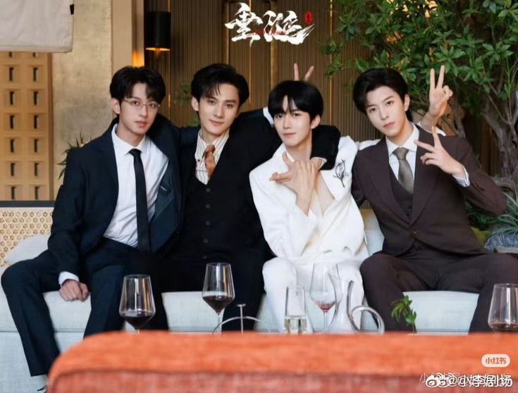 jujipretty's tweet photo. Desire4 fewtweet au
Shaoyou dan 3 suaminya

Edisi Shaoyou yang tiba2 sakit

#XingQiu #Jiangqiu #liqiu #peiqiu #shensheng #gaosheng #huasheng #hualang #huagao #shengao #langtu https://t.co/BTnraMPnjM
