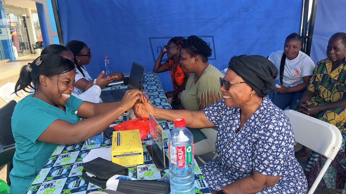 panafricanslc's tweet image. Health is Wealth! 💙
We brought wellness to #Spintex with a free medical screening for our customers and the community.
At Pan-African, empowerment starts with good health.
#PanAfrican #HealthIsWealth #CommunityImpact