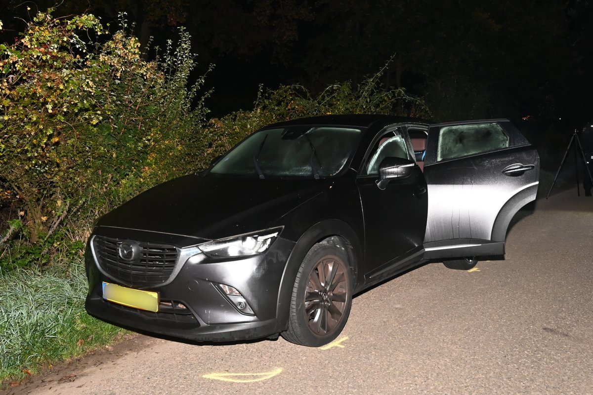 POL_OostBrabant's tweet image. Kijk vanavond naar Opsporing Verzocht (@opsporing_tv), waarin aandacht voor het onderzoek naar de aangetroffen dode man in #Boxmeer. Wie weet meer? NPO2 vanaf 20.25 uur!