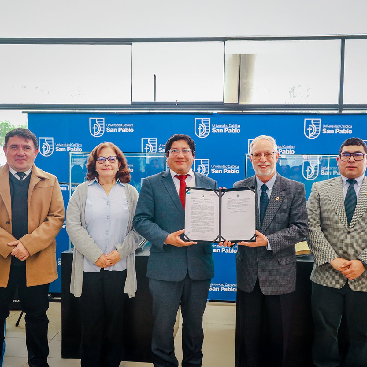 #OrgulloSanPablo | Nuestro patrimonio bibliográfico y la labor de nuestra biblioteca fueron reconocidos por la Biblioteca Nacional del Perú y el Ministerio de Cultura del Perú.

Conoce más detalles en nuestra nota de prensa ucsp.edu.pe/noticias/libro…

#UCSP #PatrimonioCultural