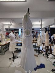 Perry112Perry's tweet image. Just another day in the studio draping, experimenting, and letting the fabric do the talking. Progress in motion ✂️👗