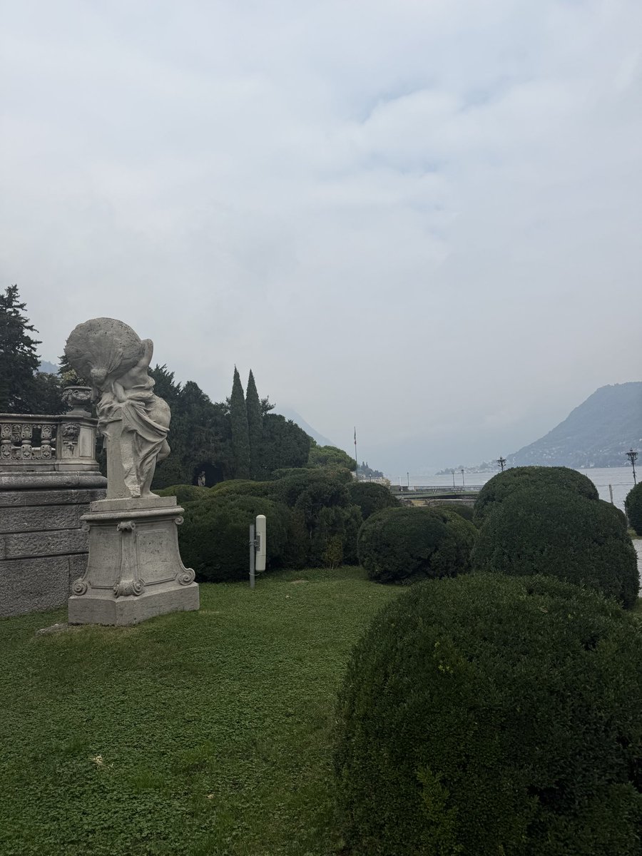 olivierfrancois's tweet image. Great day in lake como where the 🇮🇹 goverment launched the Q - Alliance to accelerate Italy’s presence in quantum. @BTQ_Tech will be setting up a presence and collaborating with various universities. Was a pleasure to connect with quantum executives and Nobel prize 🏆 winning…