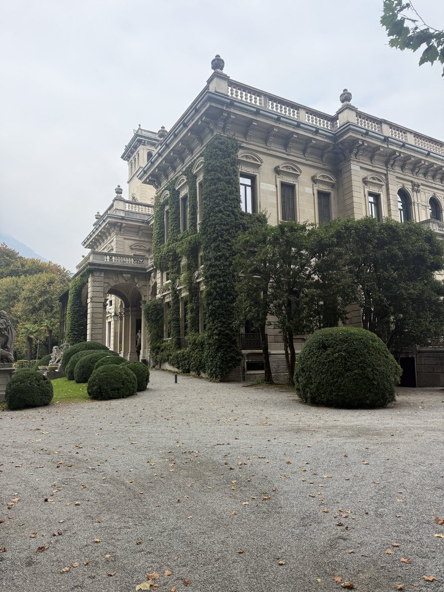 olivierfrancois's tweet image. Great day in lake como where the 🇮🇹 goverment launched the Q - Alliance to accelerate Italy’s presence in quantum. @BTQ_Tech will be setting up a presence and collaborating with various universities. Was a pleasure to connect with quantum executives and Nobel prize 🏆 winning…
