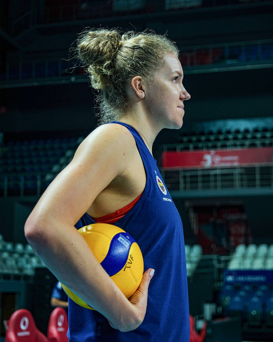FBvoleybol's tweet image. 📸 Günün antrenmanından kareler. 

#SarıMelekler