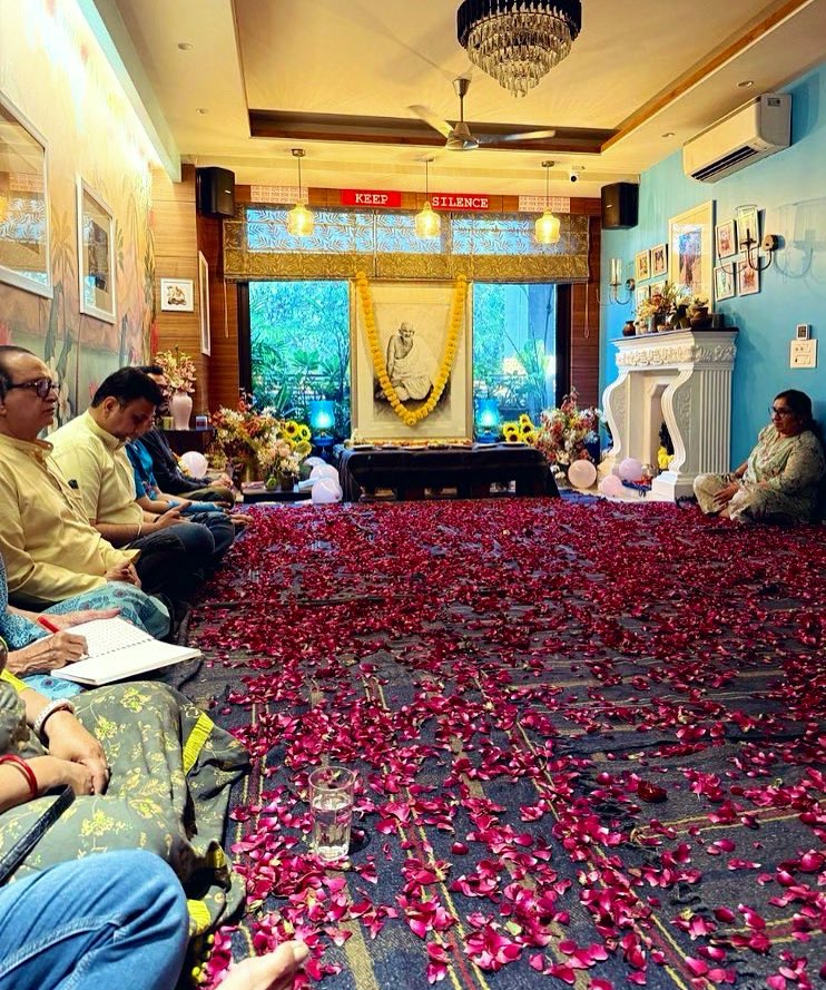 Anxiety and depression are the greatest liars; ignore them. 

Meditation is the only truth. Heal yourself &amp; feel blessed 

P.S.: Share and forward — you are the chosen ones 🤍