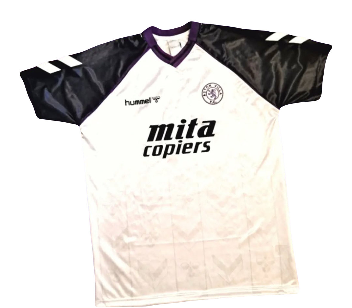 ‼️AVAILABLE NOW‼️

Available now to order @ square.link/u/x9b0irB1?src…

89-90 Away shirt  🔥 

Limited Edition - 50 available  

For a chance to win a one of these free

• Repost 🔄

• Follow us ❤️

#UTV 

<a href="/AVFCTheReligion/">AVFC - The Religion</a>