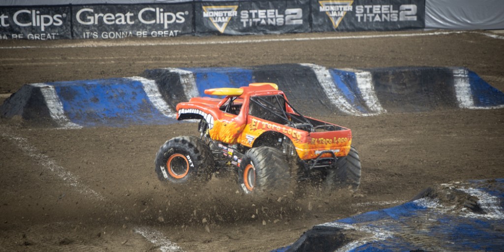 ON SALE: Don’t miss the action! Monster Jam hits the Dome January 16–18, 2026—grab your tickets today! 🎟️ tacomadome.org/events/detail/…