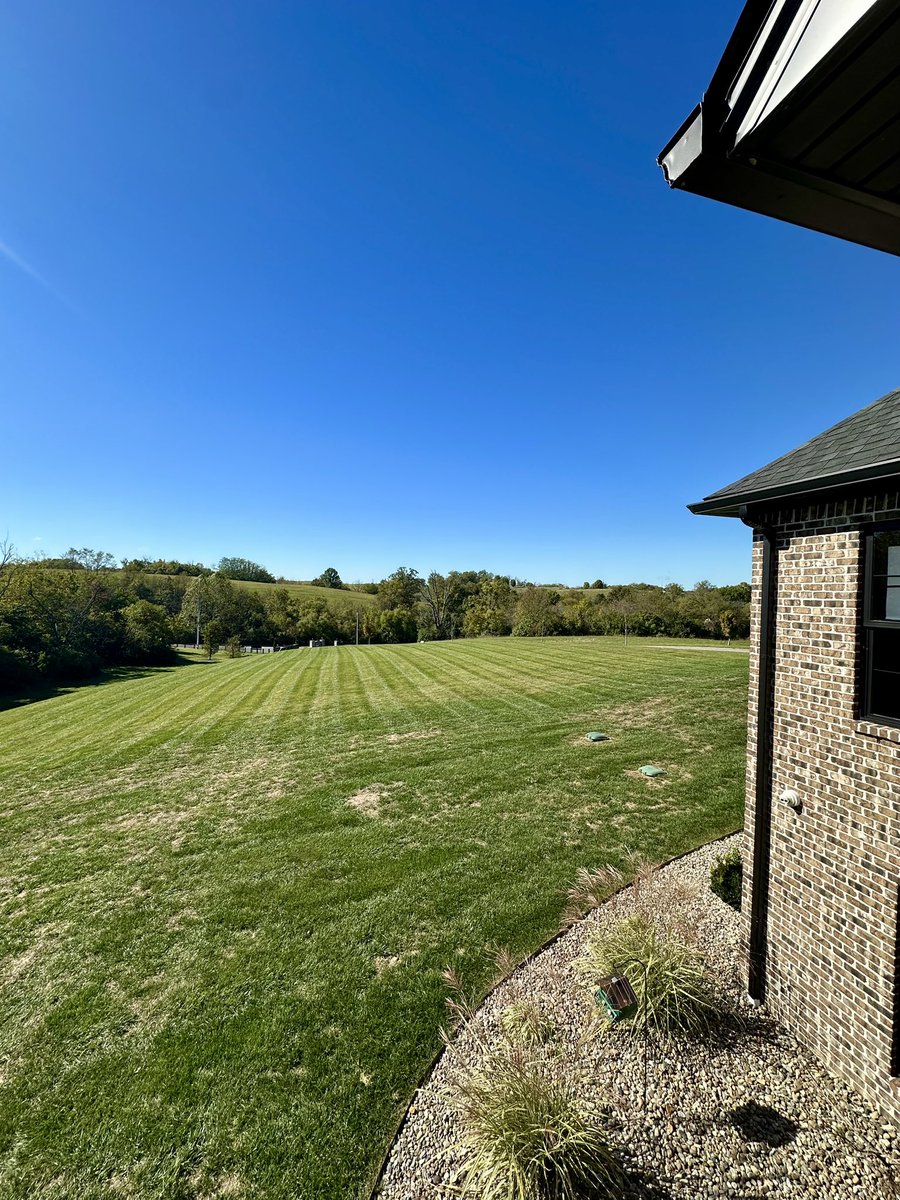 JoshBurnsTech's tweet image. Great day for coffee on the deck ☀️☕️