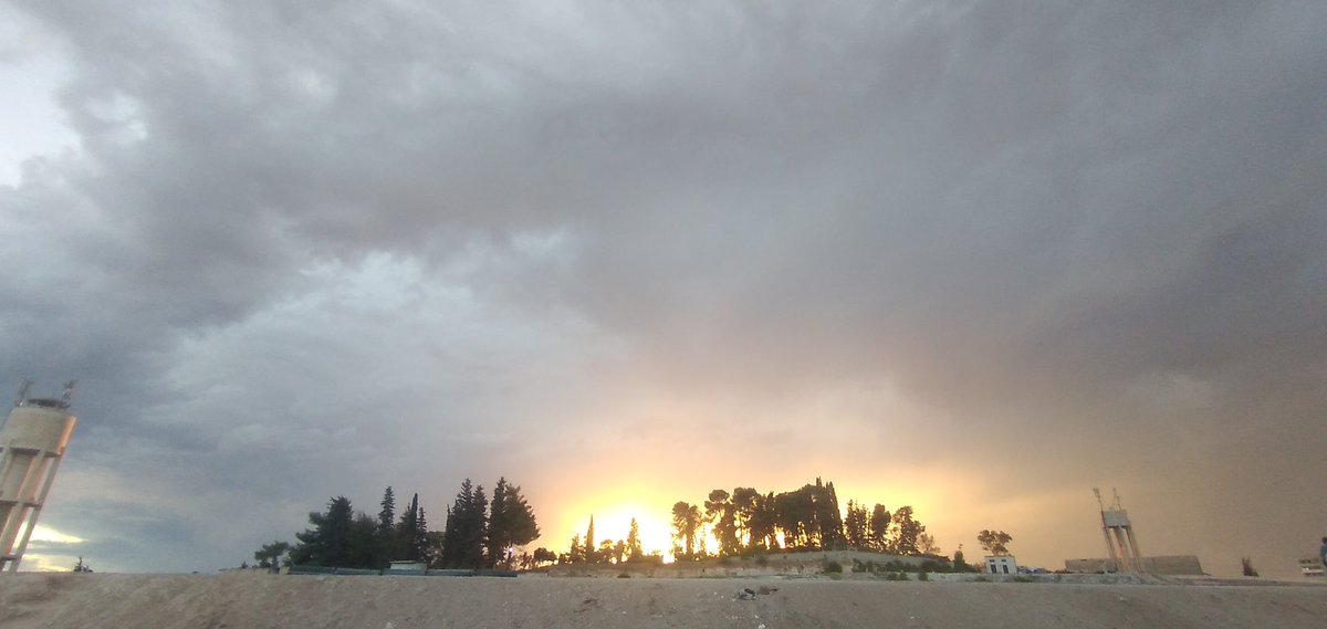 mohammad_jamel4's tweet image. كيف لا اعشق الطبيعة وهي بهذا الهدوء والجمال