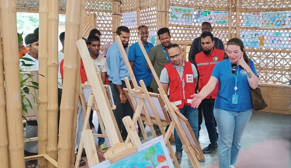 BDRCS1's tweet image. In observance of #IDDRR, @BDRCS1 is one with #stakeholders in #Coxsbazar #camps & #host in collective call to invest in localized preparedness.
Activities include:
🪧Awareness rally
🌀Cyclone & 🔥fire drill
🎨 Art & cultural events
#fundresiliencenotdisasters
#DRRDay
#CPP