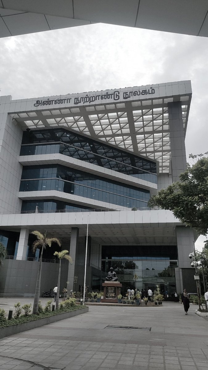 Chrisheda03's tweet image. &quot;Where silence speaks volumes and every corner inspires learning 🌟📚

 #AnnaCentenaryLibrary #BookLoversParadise #ChennaiVibes