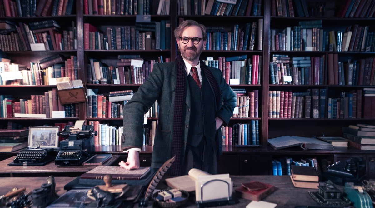 'Bookish', la nueva serie creada y protagonizada por Mark Gatiss ('Sherlock'), llega a Filmin el 21 de octubre #series @filmin topcultural.es/2025/10/14/boo…
