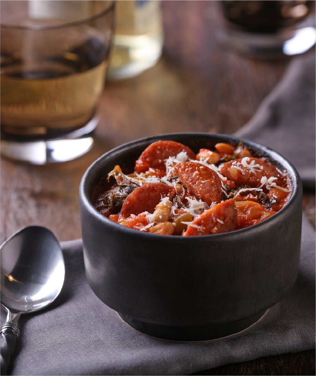 Comfort food meets operational ease. Smithfield Smoked Sausage delivers the flavor guests crave and the consistency kitchens rely on — the perfect way to celebrate National Sausage Month. 🍲 #SmithfieldCulinary

smithfieldculinary.com/recipe/white-b…