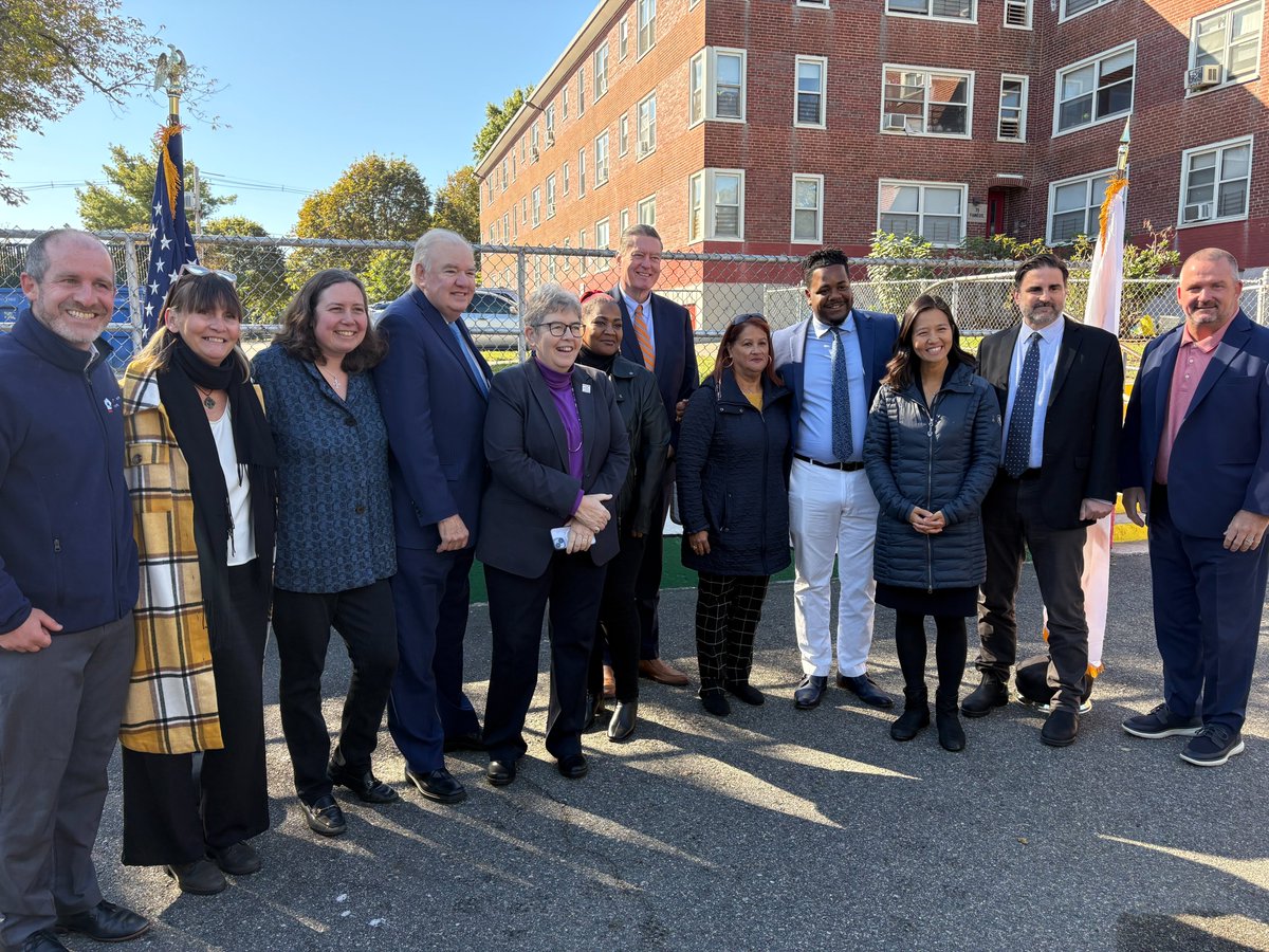Secretary Ed Augustus Jr. (@ma_eohlc) on Twitter photo Faneuil Gardens was awarded funds from HLC's Public Housing Innovation Demonstration Program because this redevelopment is more than just simple rehab. This project will replace 258 aging units with new apartments for current residents AND add 187 brand new affordable homes. Faneuil Gardens was awarded funds from HLC's Public Housing Innovation Demonstration Program because this redevelopment is more than just simple rehab. This project will replace 258 aging units with new apartments for current residents AND add 187 brand new affordable homes.