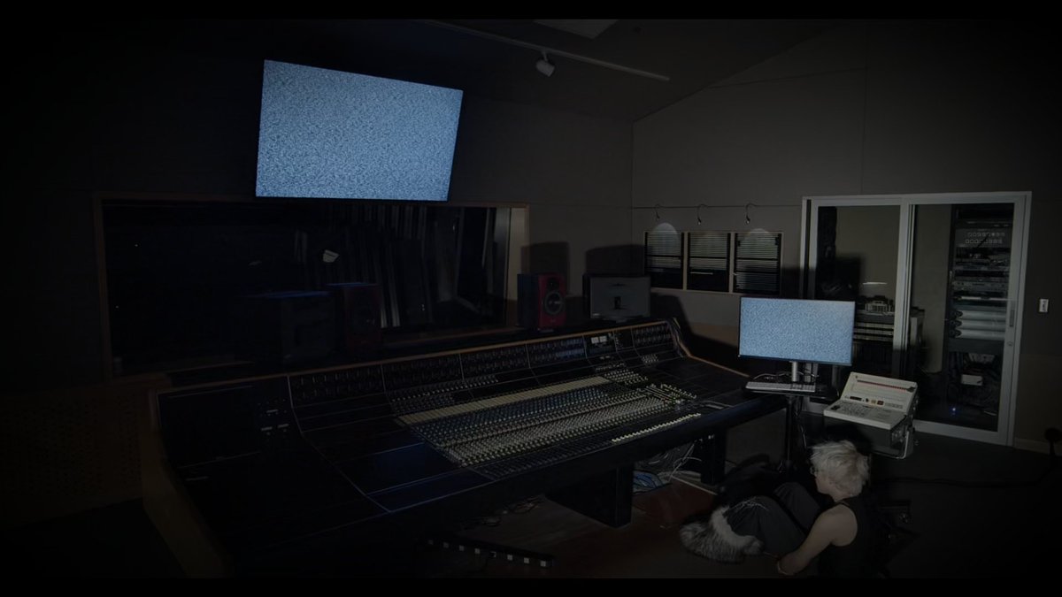 I will dump every photo ever on to x