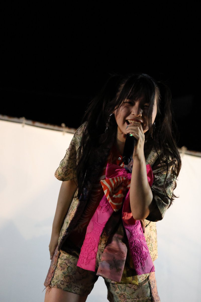 GBB_KEiSUKE's tweet photo. 2025.10.12 make a MONOGATARI2025
TPOが味方してたくさんの人が見守るステージとなりいつも以上に元気なあやかちゃんでした☺️
写真は途中から諦めモードです雰囲気だけでも😇
#GBB #メイクアモノガタリ #makeamonogatari #あやパシャ https://t.co/lsKuYyi7Ds