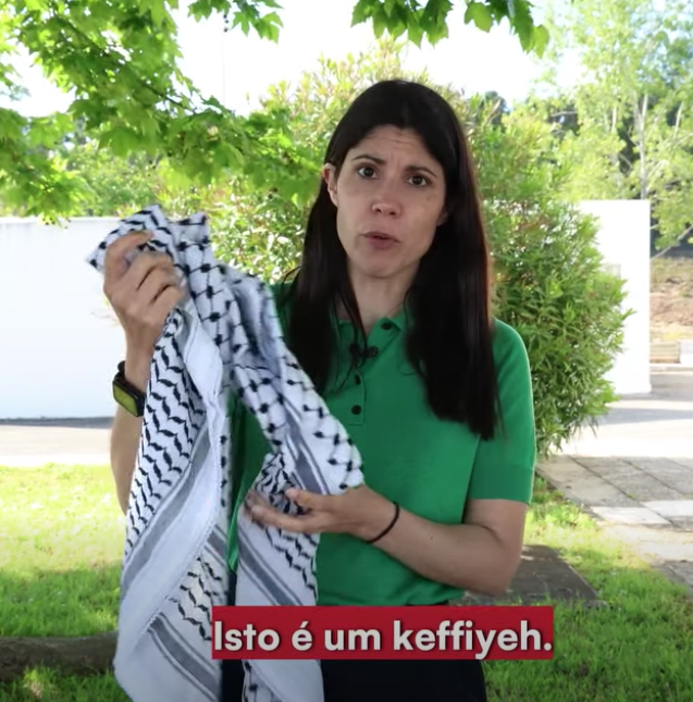 A Mariana Mortágua andou de melancia espetada no peito, embrulhada em bandeiras e keffiyehs da cabeça aos pés, meses a fio.
Gritou que se desunhou frifri, from de river, blabla, sisi. E fim ao jénoçaide.
Enfrentou mares alterosos e ventos ciclónicos em naus catrinetas. Sobreviveu