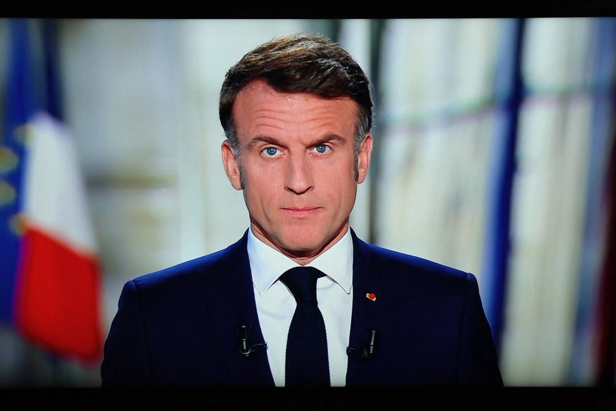 nwaubor's tweet photo. Macron as President of France is all you need to see to know that France is a messy third world country somewhere in Europe.
#GarbagePresident https://t.co/7yUenHQXjE