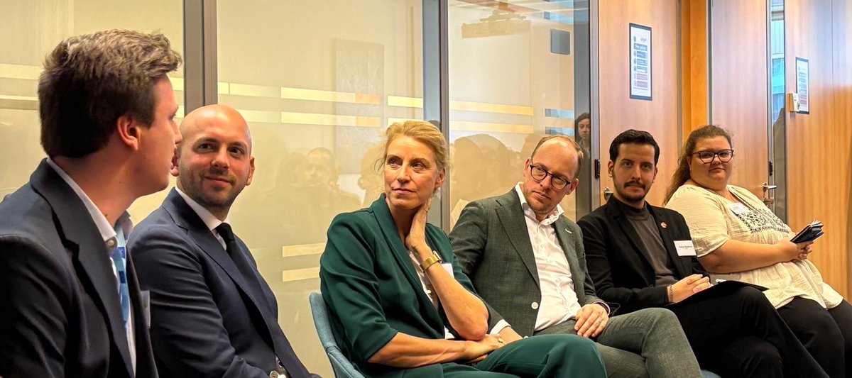 Michiel Dijkman tweet media