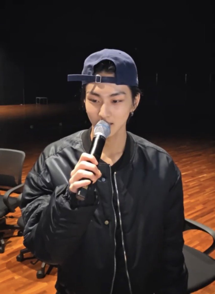 251014 #정원 노래방 라이브 노래들 애플 뮤직 플리 
공유 합니다 . . . 🎤🐈‍⬛

music.apple.com/kr/playlist/%E…