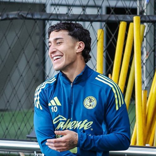 Resaca Americanista (@resacaamerica) on Twitter photo ๐จยกรLTIMO MOMENTO!๐จ
Alejandro Zendejas reanuda sus entrenamientos con Amรฉrica. ๐
Despuรฉs de dejar la convocatoria de EU, Zende ya retoma en Coapa buscando minutos ante Cruz Azul. ๐ฆ
ยกยกEXCELENTE NOTICIA, VAMOS ZENDE!! ๐
๐ฐ vรญa: <a href="/ismagonzalezmx/">Ismael Gonzรกlez</a> ๐จยกรLTIMO MOMENTO!๐จ
Alejandro Zendejas reanuda sus entrenamientos con Amรฉrica. ๐
Despuรฉs de dejar la convocatoria de EU, Zende ya retoma en Coapa buscando minutos ante Cruz Azul. ๐ฆ
ยกยกEXCELENTE NOTICIA, VAMOS ZENDE!! ๐
๐ฐ vรญa: <a href="/ismagonzalezmx/">Ismael Gonzรกlez</a>