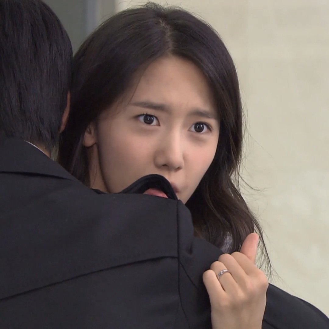 왜 이래요... 사람들 본단 말이에요. 여기 회사에요

- 너는 내 운명 116회 (081015)