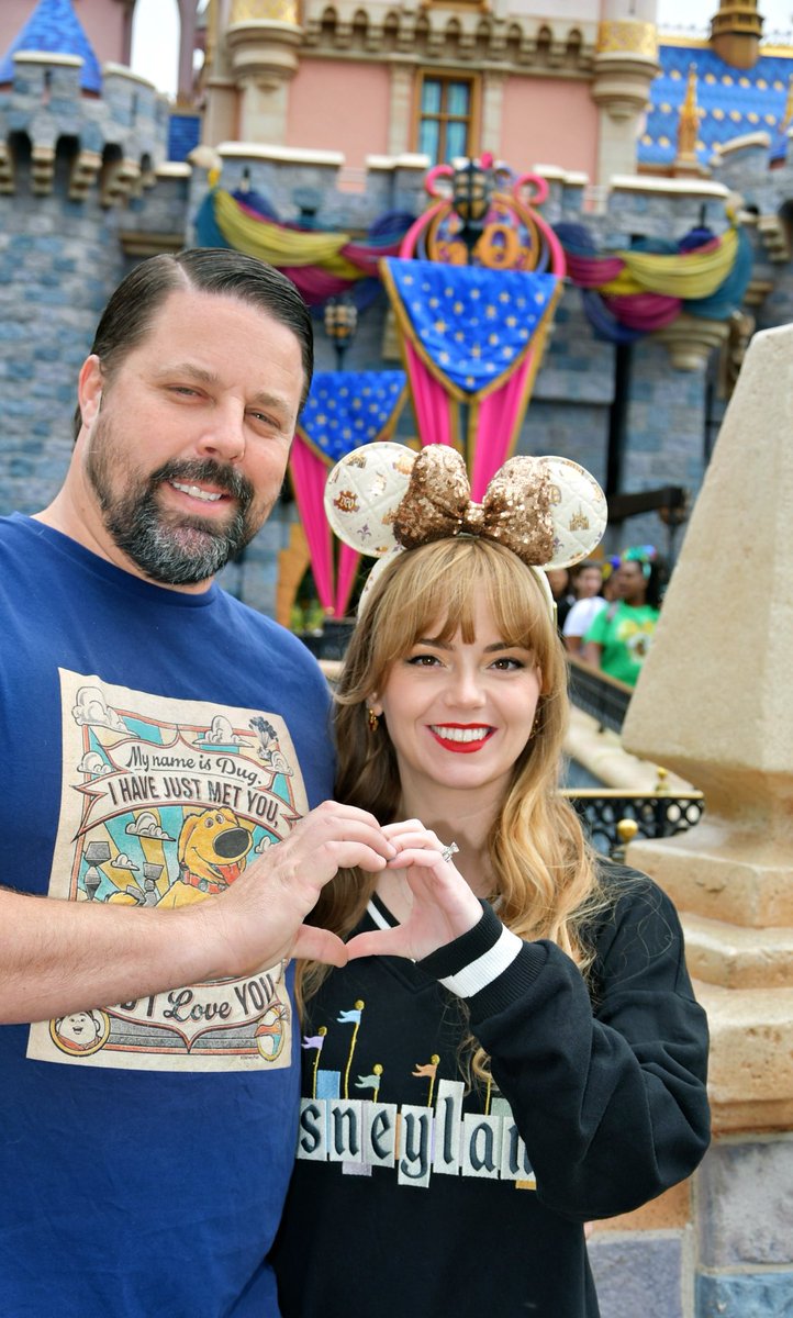 augustashes_'s tweet photo. Disney swifties check in!! ✨💖 @DisneyPlus @taylornation13 https://t.co/QbkWzbFGkC