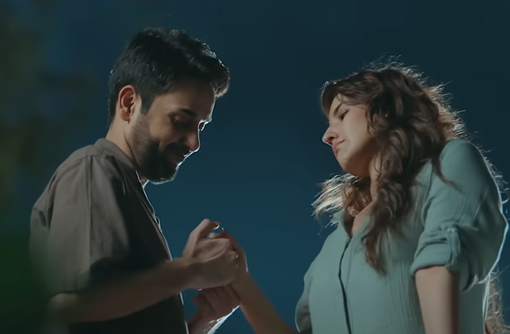 madnanmalik's tweet photo. OMG Affan and Hareem are SO cute together! I understand the premise of #Sharpasand and where its going.  Loving #HiraMani #NaumanEjaz and #NadiaAfgan but these 2 are my real reason to tune in to this drama. 

#AffanWaheed #HareemFarooq https://t.co/msUd24GsPq