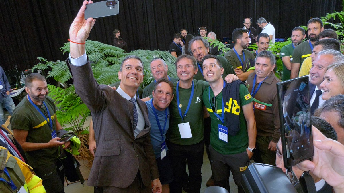 REPORTAJE | Pedro Sánchez defiende en Ponferrada la necesidad de un Pacto de Estado sobre emergencia climática
bierzotv.com/reportaje-pedr…
<a href="/desdelamoncloa/">La Moncloa</a> <a href="/CIUDEN_ES/">Fundación Ciudad de la Energía (CIUDEN)</a> <a href="/termicacultural/">La Térmica Cultural</a> #Ponferrada #CambioClimático