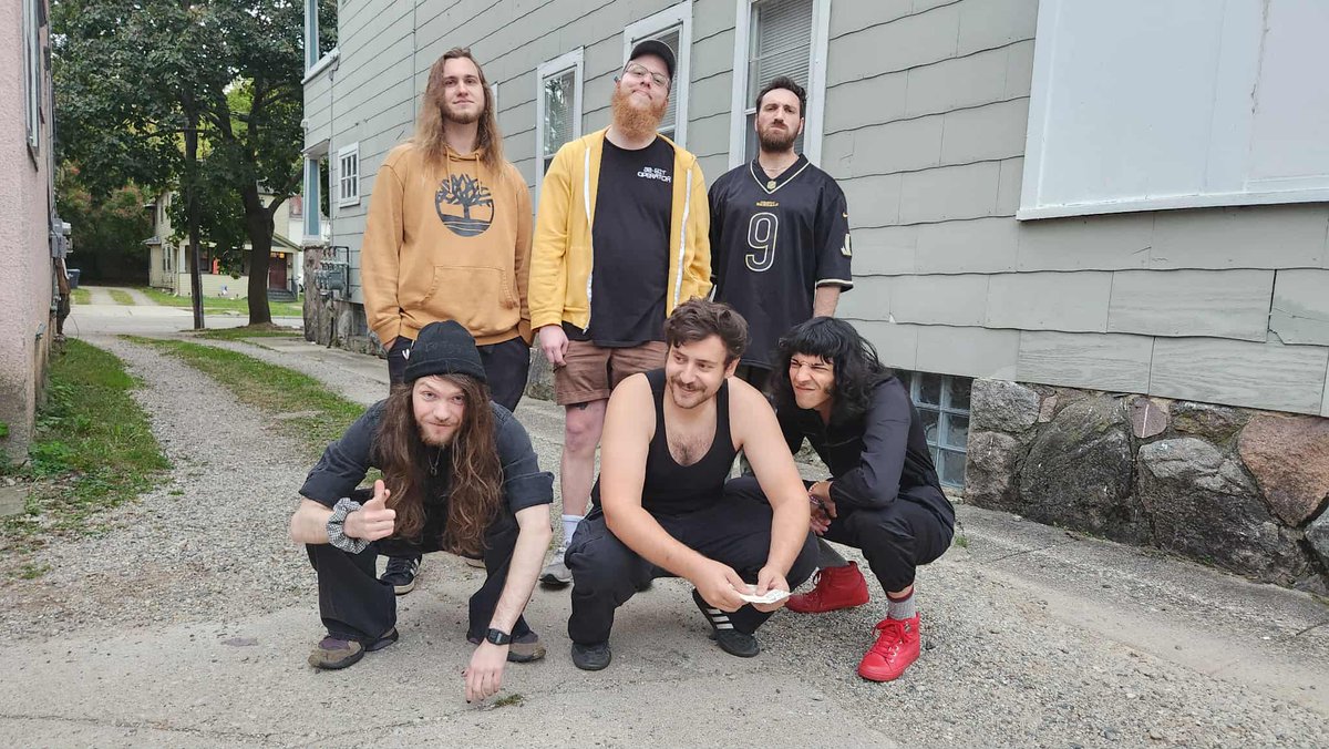 32BitOppo's tweet image. @Scoocherband pumpkinhead 4 spoilers.